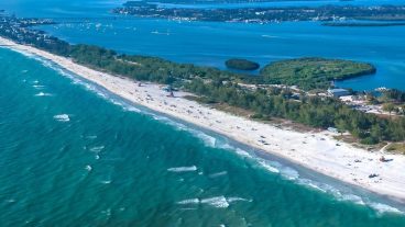 Chapter 05 Cover CREDIT Suncoast Aerials